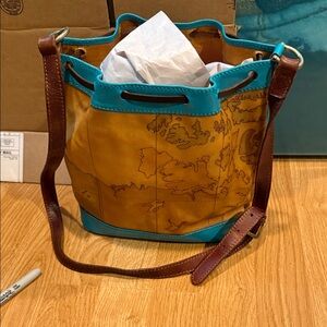 Alviero Martini Prima Classe Bucket Drawstring Map Teal Bucket Bag